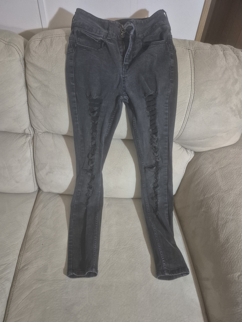 High-Rise Distressed Women’s Jeans - Black